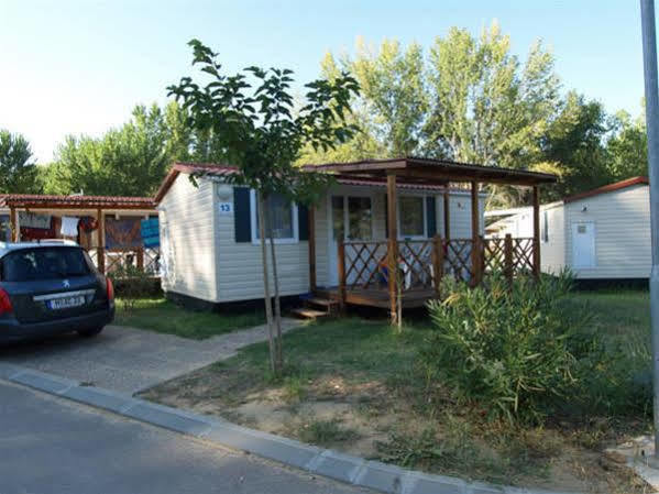 Valamar Camping San Marino Lopar Exteriör bild