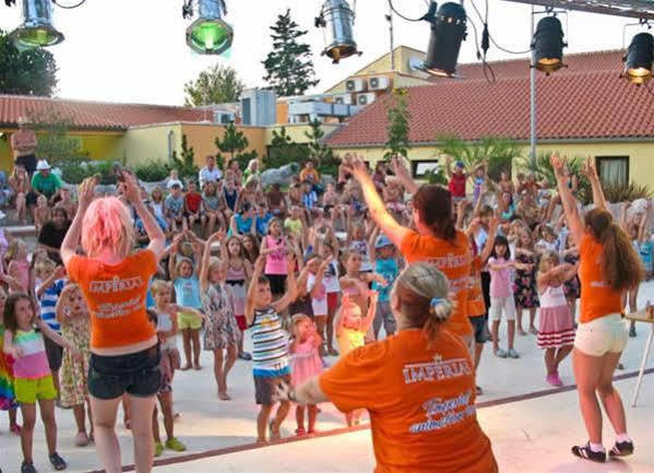 Valamar Camping San Marino Lopar Exteriör bild