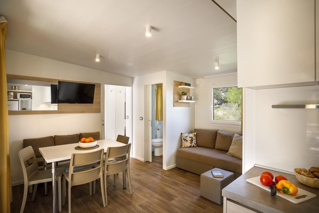 Valamar Camping San Marino Lopar Exteriör bild