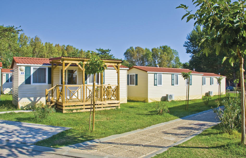 Valamar Camping San Marino Lopar Exteriör bild